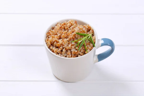 Tazza di grano saraceno cotto — Foto Stock
