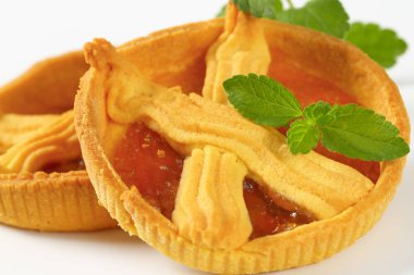 Kayısı reçeli tart