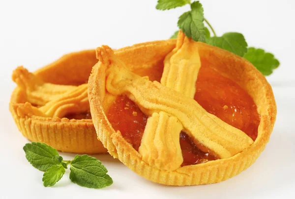 Apricot jam tarts — Stock Photo, Image