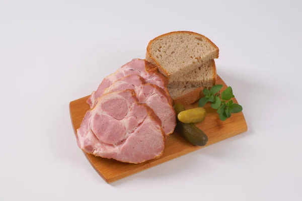 훈제 돼지고기 목 빵 — 스톡 사진
