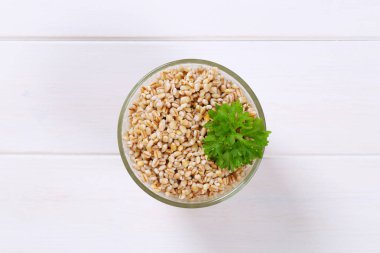 Pişmiş inci arpası