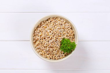 Pişmiş inci arpası