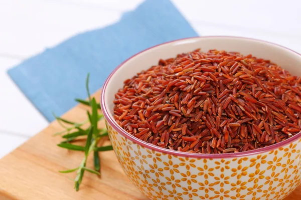 Tigela de arroz vermelho — Fotografia de Stock