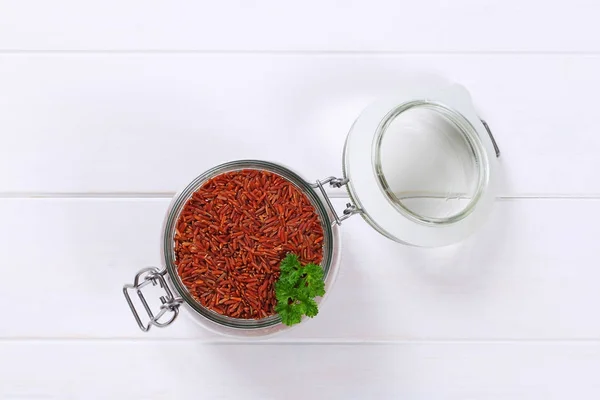 Džbán z červené rýže — Stock fotografie