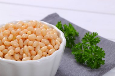 beyaz fasulye konserve