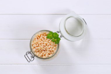 beyaz fasulye konserve