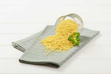 alfabe pişmemiş makarna