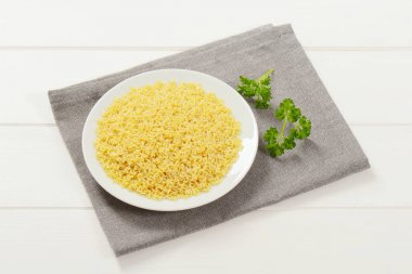 alfabe pişmemiş makarna