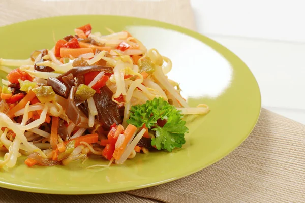 Ensalada de germinado de frijol en vinagre — Foto de Stock