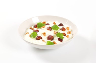 yoğurt ceviz ve tarihleri