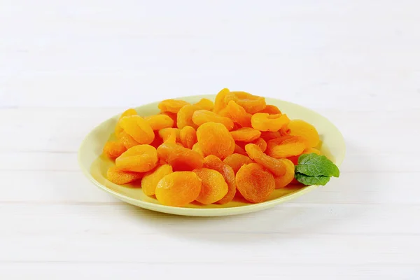Плита сушеных абрикосов — стоковое фото