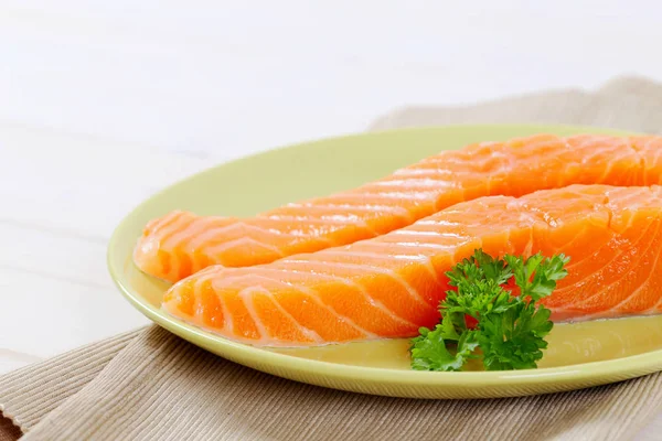 Filetes de salmón crudo —  Fotos de Stock