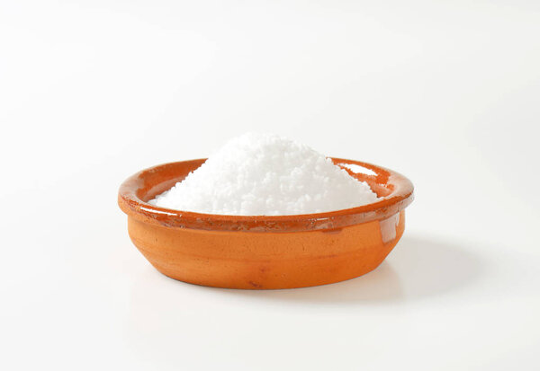 Грубая зернистая соль
