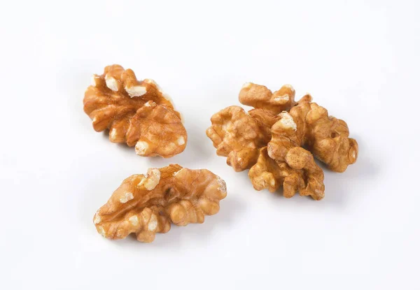 Fresh walnut kernels — Stock Photo, Image