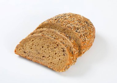 Poppy, ayçiçeği ve susam tohumu ekmek