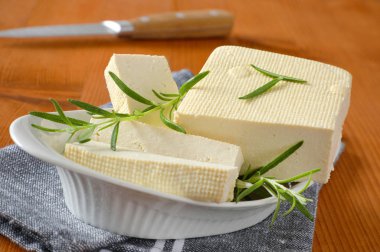 Taze soya peyniri (tofu))