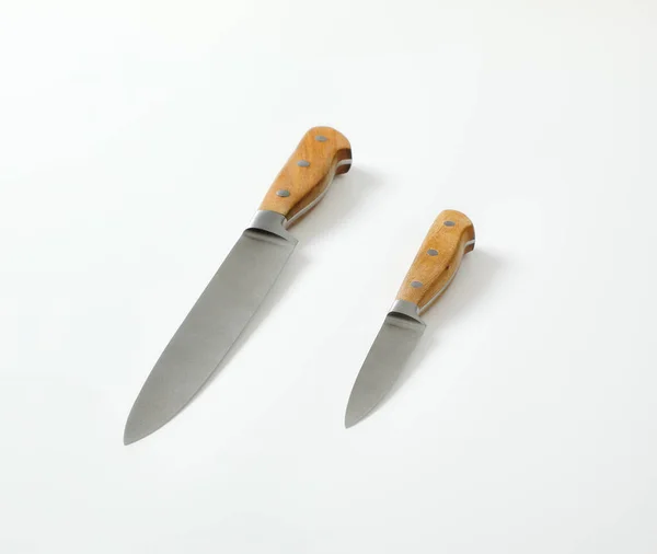 Two sharp kitchen knives — Stock Photo, Image
