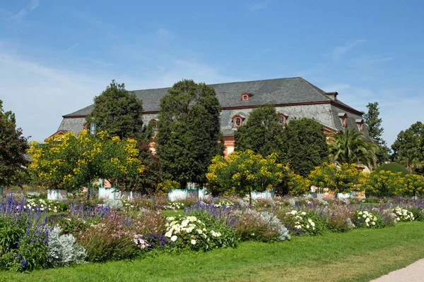 Orangerie garden in Darmstadt (Hesse, Alemania) ) — Foto de Stock