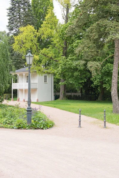 Theehuis in het openbare park Rosenhoehe in Darmstadt — Stockfoto