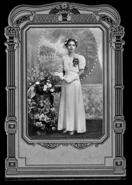 Antique Photo Vintage Frame Beautiful Young Woman Graduation Picture Era — Stock Photo, Image
