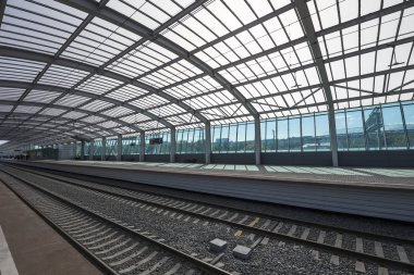 Küçük Moskova Demiryolları - mm veya Mk Mzd, Moscow.Russia bir 54,4 kilometre uzunluğunda yörünge demiryolu halkasıdır. 10 Eylül 2016 açıldı. Luzhniki tren istasyonu   