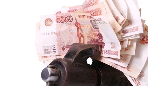 Allegoria della crisi finanziaria globale - il rublo russo in preda alla crisi economica, su sfondo bianco — Foto Stock