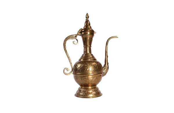 Měděný džbán s tradiční arabské ornamenty — Stock fotografie
