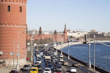 Moskova Kremlin görünümünü güneşli bir günde, Rusya Federasyonu