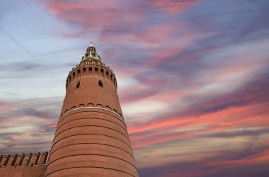 Moskova Kremlin görünümünü güneşli bir günde, Rusya Federasyonu