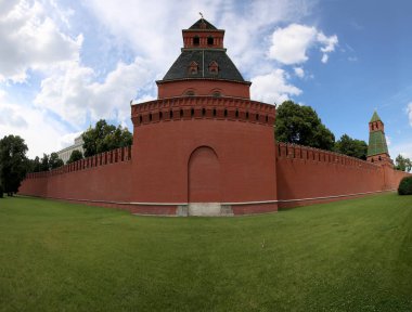 Moskova Kremlin görünümünü güneşli bir günde, Rusya Federasyonu