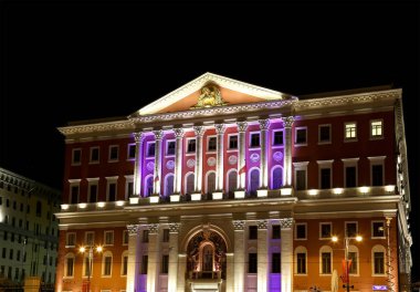 Gece, Rusya tarihi bina Moskova Belediye Binası (Tverskay sokak)