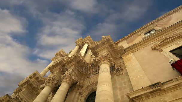 Kathedraal van syracuse (siracusa, sarausa)--historische stad in Sicilië, Italië — Stockvideo