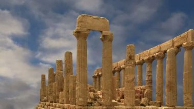 Juno (V-VI yüzyıl M.ö.) Antik Yunan tapınağı, tapınaklar, Agrigento, Sicilya Vadisi. Alan 1997 yılında Unesco mirası listesinde yer yapıldı. 