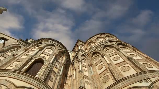 Monreale, katedral bazilika olduğu Roma Katolik Kilisesi, monreale, Sicilya ve Güney İtalya — Stok video