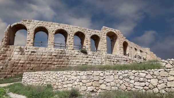 Římské ruiny v jordánské město jerash (gerasa antiky), hlavní a největší město jerash governorate, Jordánsko — Stock video