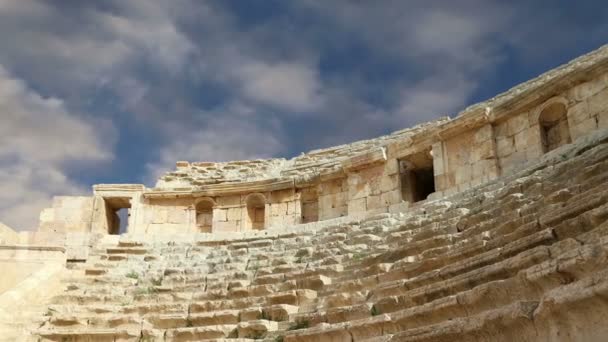 Anfiteatro em Jerash (Gerasa da Antiguidade), capital e maior cidade de Jerash Governorate, Jordânia — Vídeo de Stock