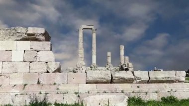 Amman şehir yerler--eski Roma kale tepe, jordan 