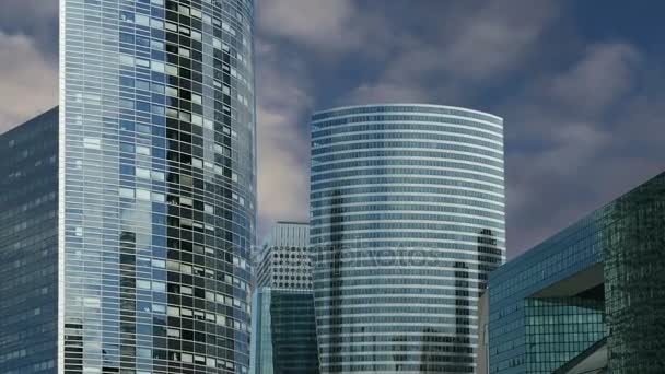 La Defense, коммерческий и деловой центр Парижа, Франция — стоковое видео