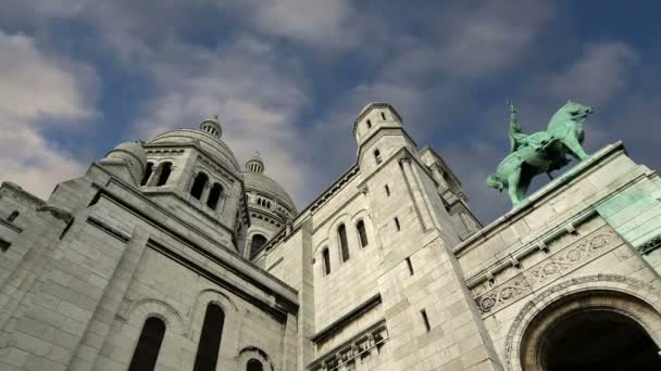 Basiliek van het Heilig Hart, Parijs, Frankrijk — Stockvideo