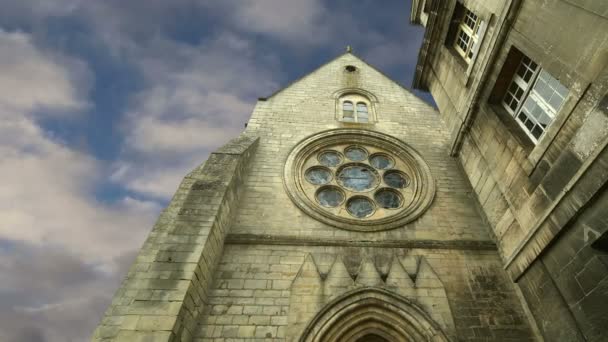 France, senlis, picardy, oise--- Saint Vincent Abbey was founded in 1065 by the queen Anne de Kiev and entrusted to the monks of Genovefains. The monument was transformed into a boys boarding school by the Fathers of Maristes and still exists today — Stock Video