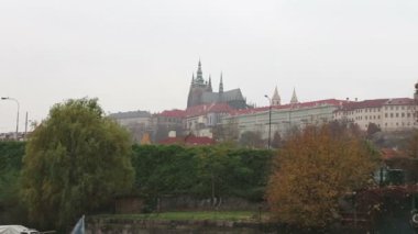  Görünüm Prag üzerinden Vltava Nehri, Çek Cumhuriyeti 