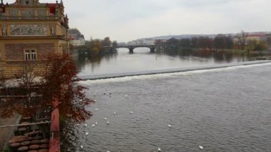  Görünüm Prag üzerinden Vltava Nehri, Çek Cumhuriyeti 