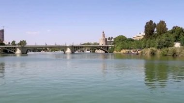 Torre del Oro veya Guadalquivir Nehri, Sevilla, Andalusia, Güney İspanya üzerinde Golden Tower (13. yüzyıl)