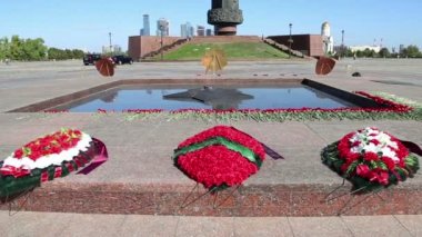 Eternal Flame Poklonnaya tepe, Moskova, Rusya üzerinde zafer Park'ta. Büyük Vatanseverlik Savaşı sırasında ölenler anısına inşa memorial kompleksi 