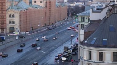 Yüksek bir noktada (Merkezi Çocuk deposunun binasında bir gözlem güverte), Moskova'dan görünümünü gece Rusya Nisan 2015 geniş imar sonra açıldı... 