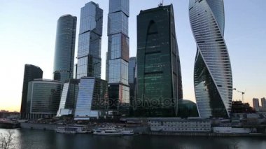 gökdelenler Uluslararası İş Merkezi (şehir) gece, moscow, Rusya Federasyonu 