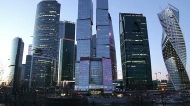 gökdelenler Uluslararası İş Merkezi (şehir) gece, moscow, Rusya Federasyonu 