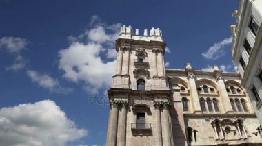 Malaga Katedrali Malaga şehir, Andalusia, Güney İspanya Rönesans kilisesidir. 1528 ve 1782 arasında inşa edilmiştir  