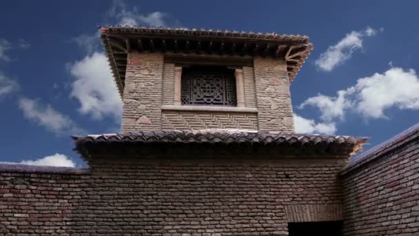 Zamek Alcazaba na górze gibralfaro. Malaga, Andaluzja, Południowa Hiszpania. miejsce jest zadeklarowana jako światowego dziedzictwa UNESCO — Wideo stockowe