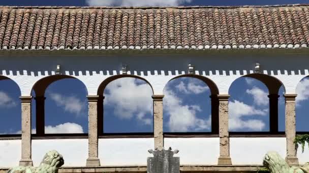 Alhambra palast - mittelalterliche maurische burg in granada, andalusien, spanien — Stockvideo